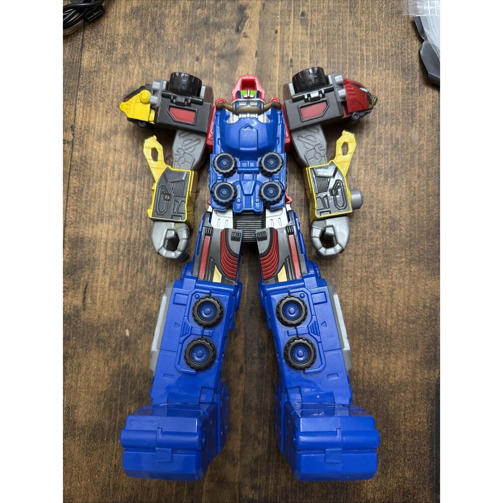 2018 Power Rangers Mega Zord figure